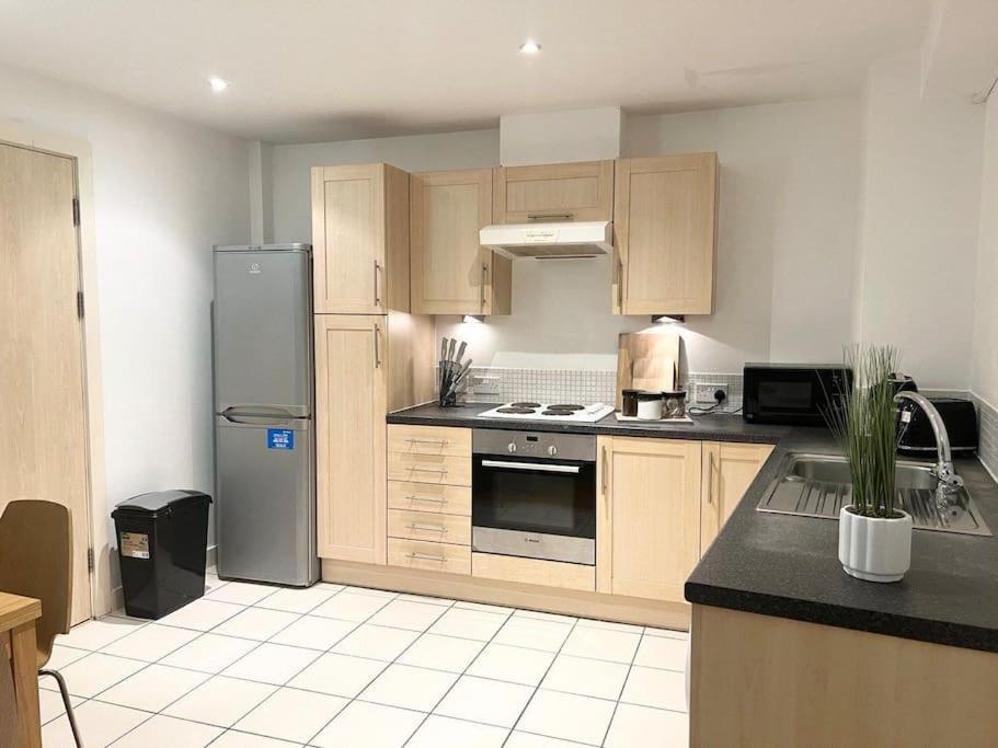 2 Bedroom City Center Apartment Manchester Bagian luar foto